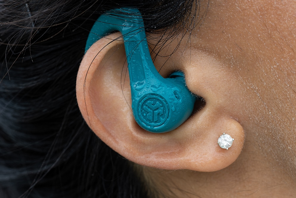 JLab’s new sport earbuds allow you to change equalizer presets with a number of faucets JLab’s new sport earbuds allow you to change equalizer presets with a number of faucets