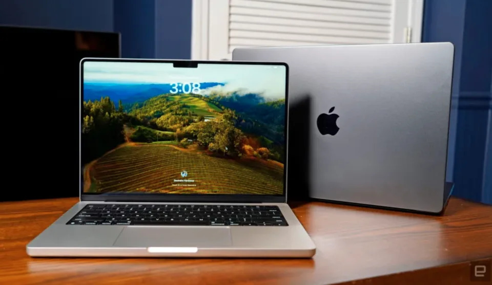 Apple’s 14-inch MacBook Professional laptop computer with an M3 Professional chip is 0 off at Amazon Apple’s 14-inch MacBook Professional laptop computer with an M3 Professional chip is 0 off at Amazon