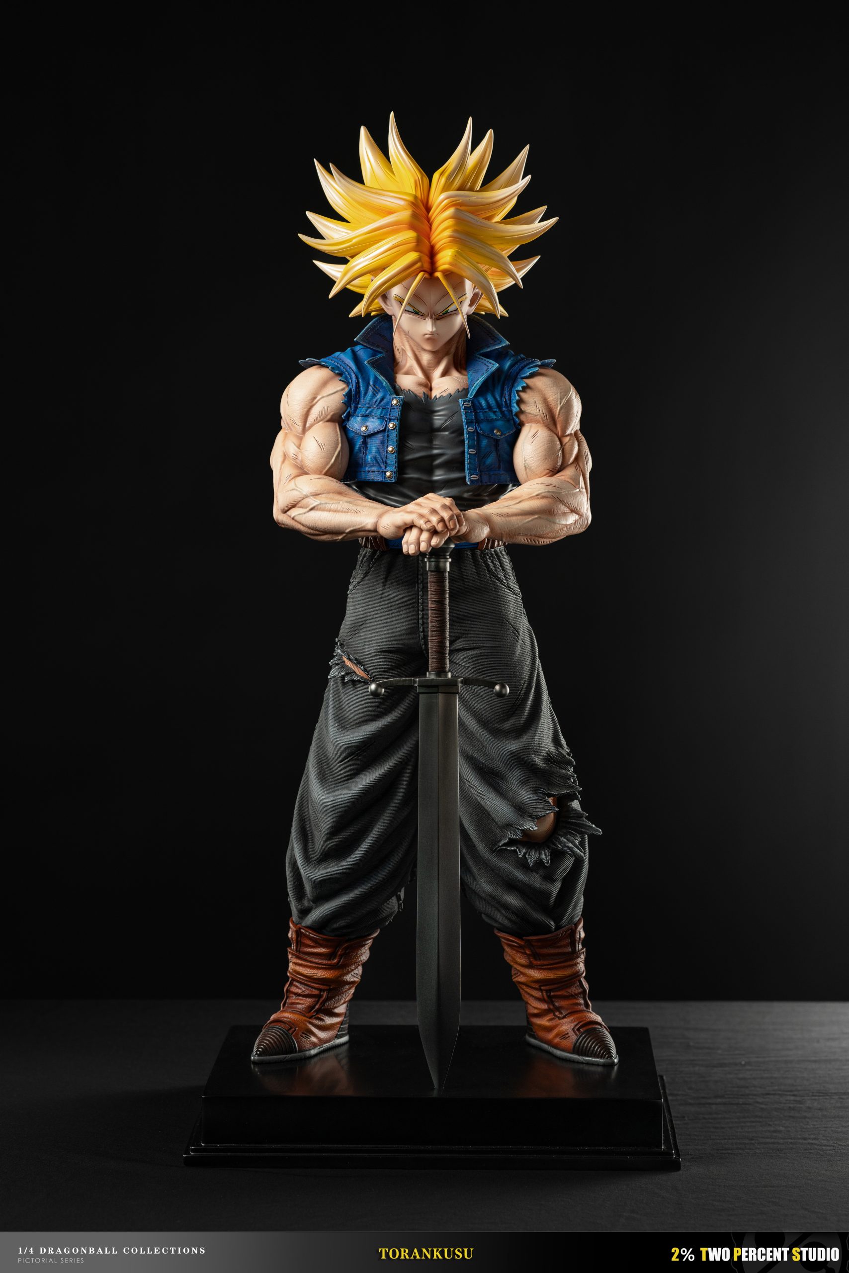 2% Studio - Dragon Ball Future Trunks
