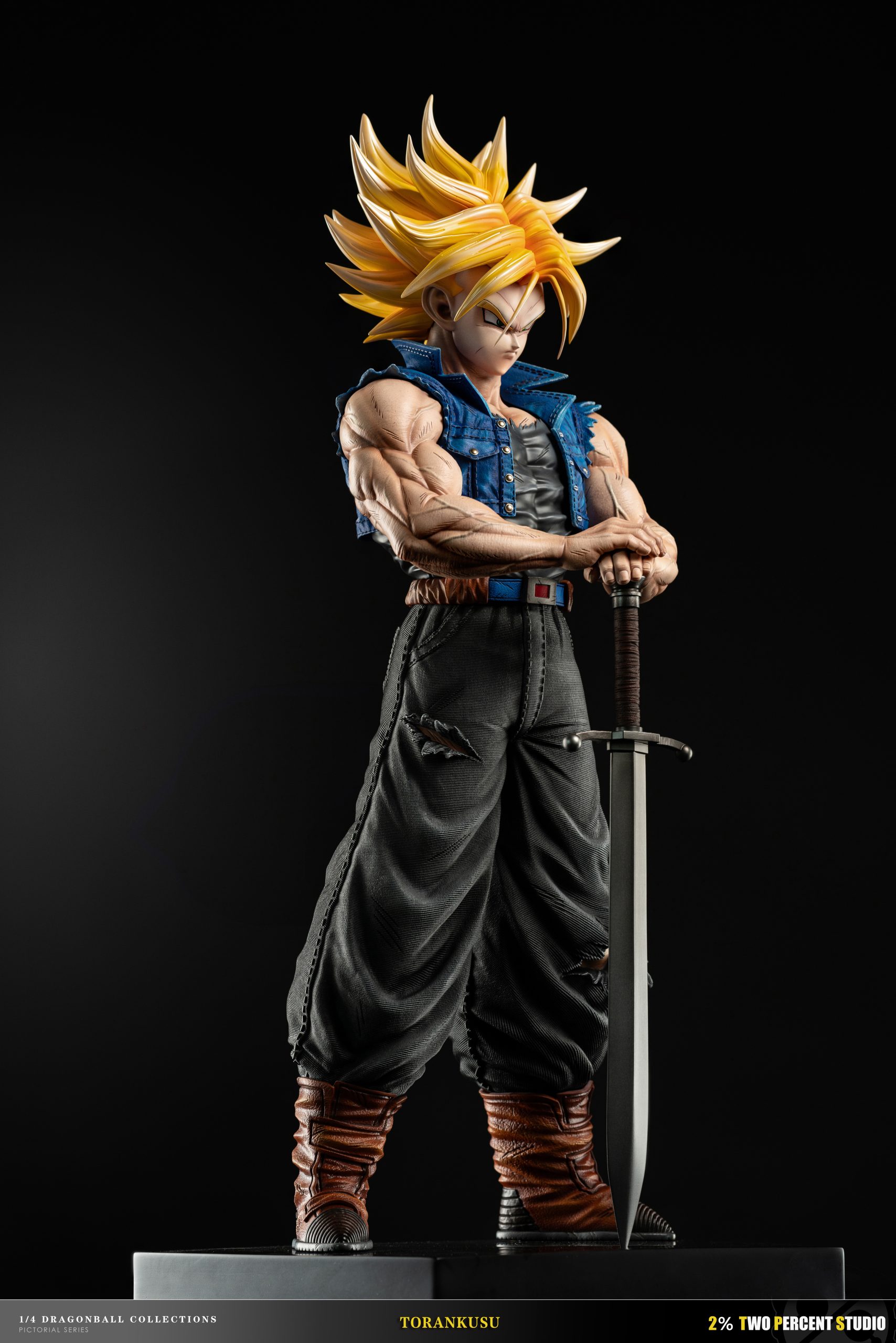 2% Studio - Dragon Ball Future Trunks