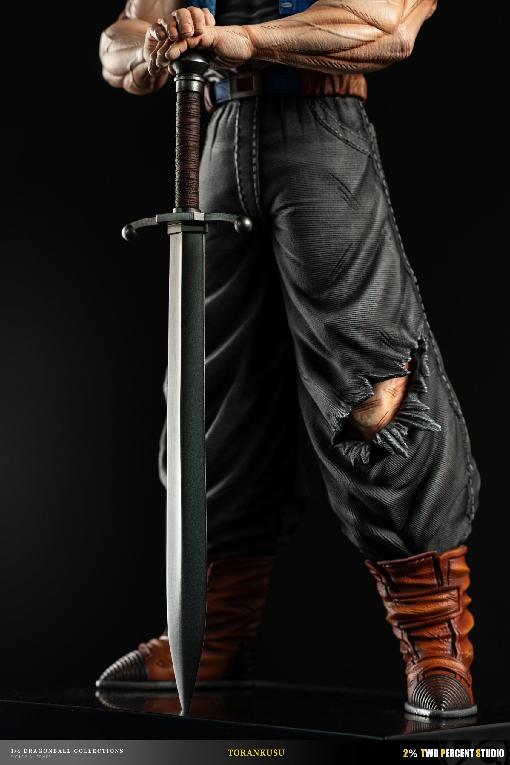 2% Studio - Dragon Ball Future Trunks