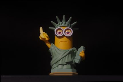 COP Studio - Despicable Me Minions Cos Statue of Liberty COP Studio - Despicable Me Minions Cos Statue of Liberty