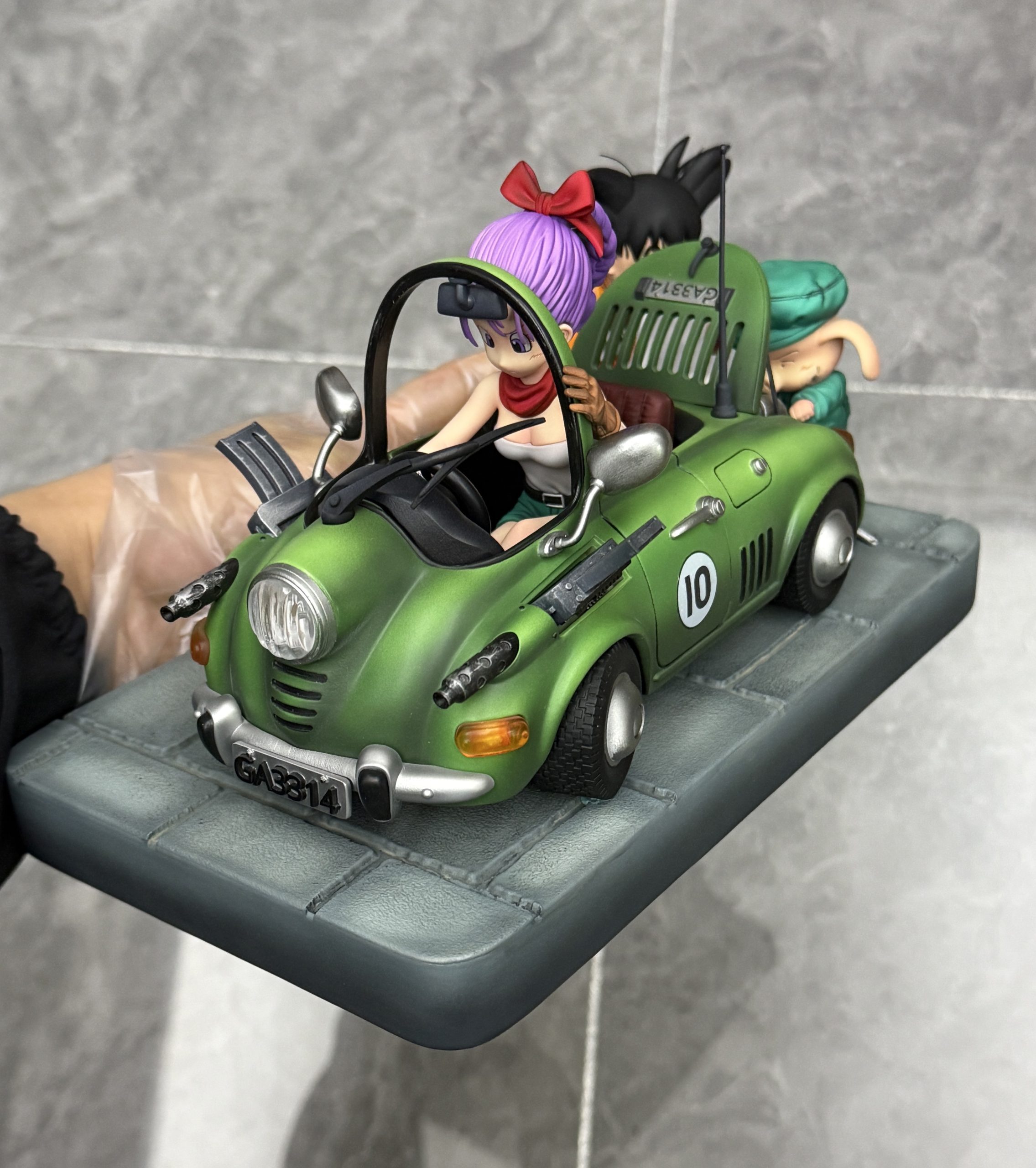 Cell Studio - Dragon Ball MEGA Series 01 Son Goku Oolong Fixing the Car