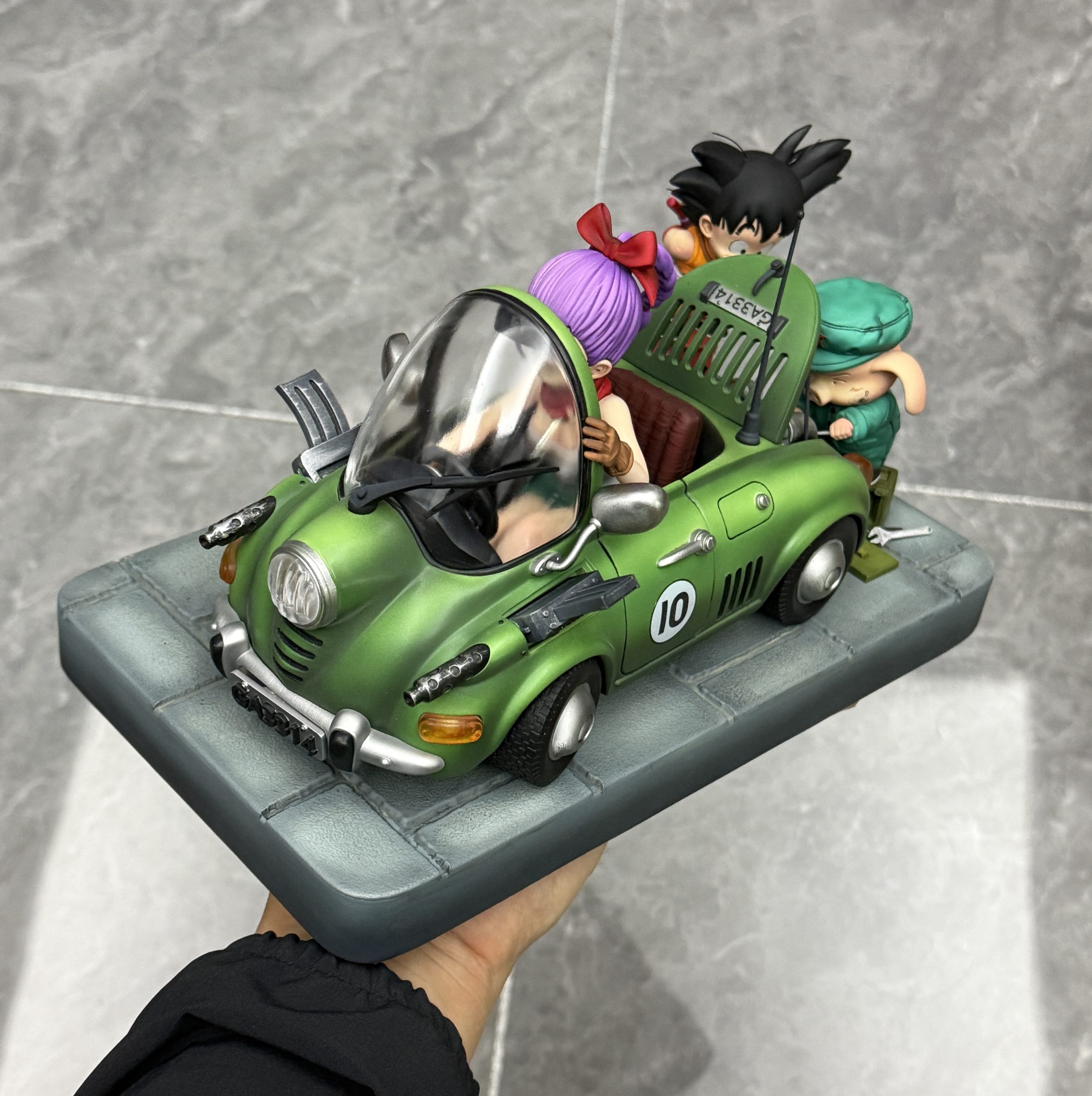 Cell Studio - Dragon Ball MEGA Series 01 Son Goku Oolong Fixing the Car