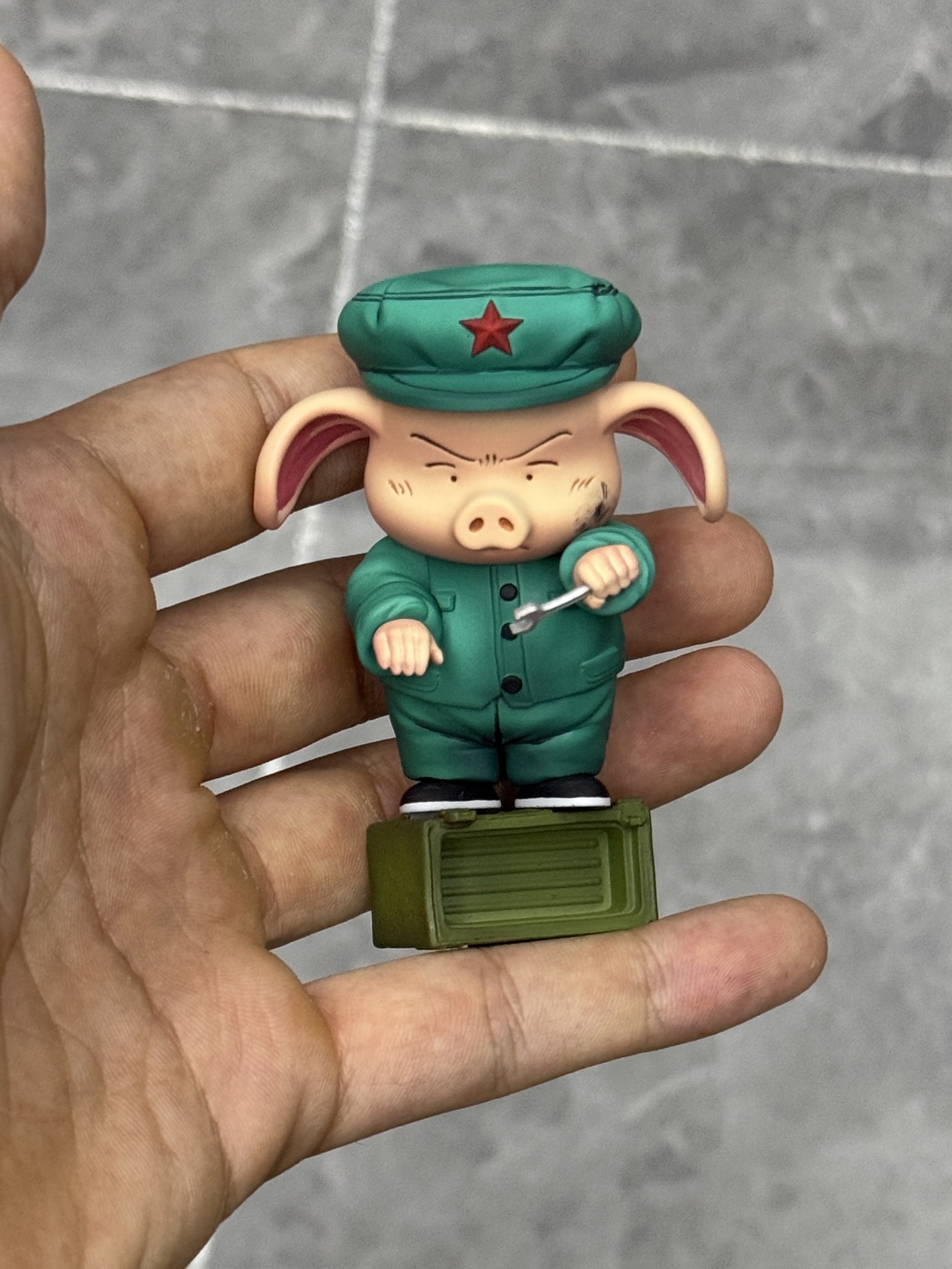 Cell Studio - Dragon Ball MEGA Series 01 Son Goku Oolong Fixing the Car