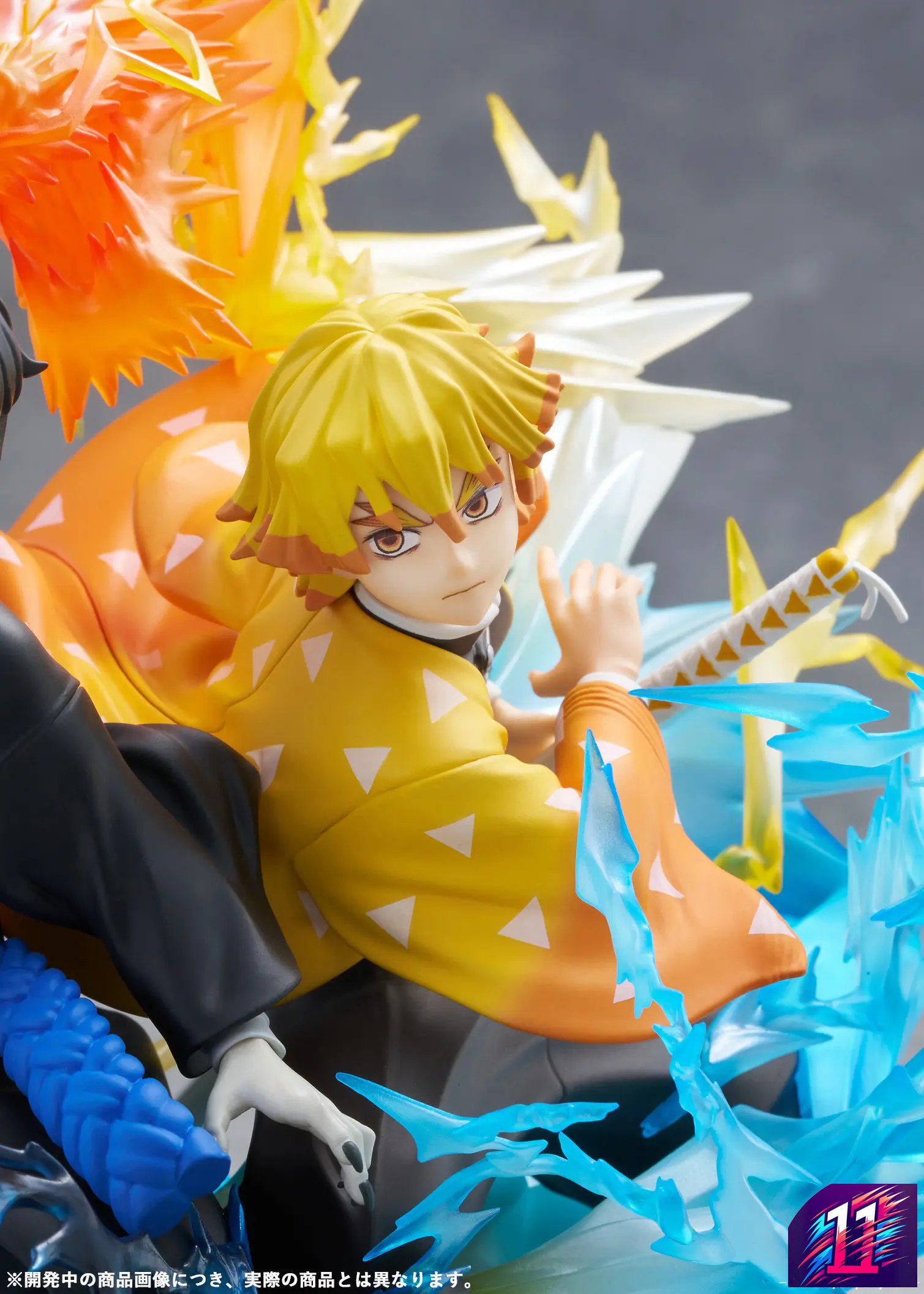 Aniplex - Demon Slayer: Kimetsu no Yaiba Zenitsu Agatsuma X Kaigaku NON Scale Figure (Licensed)