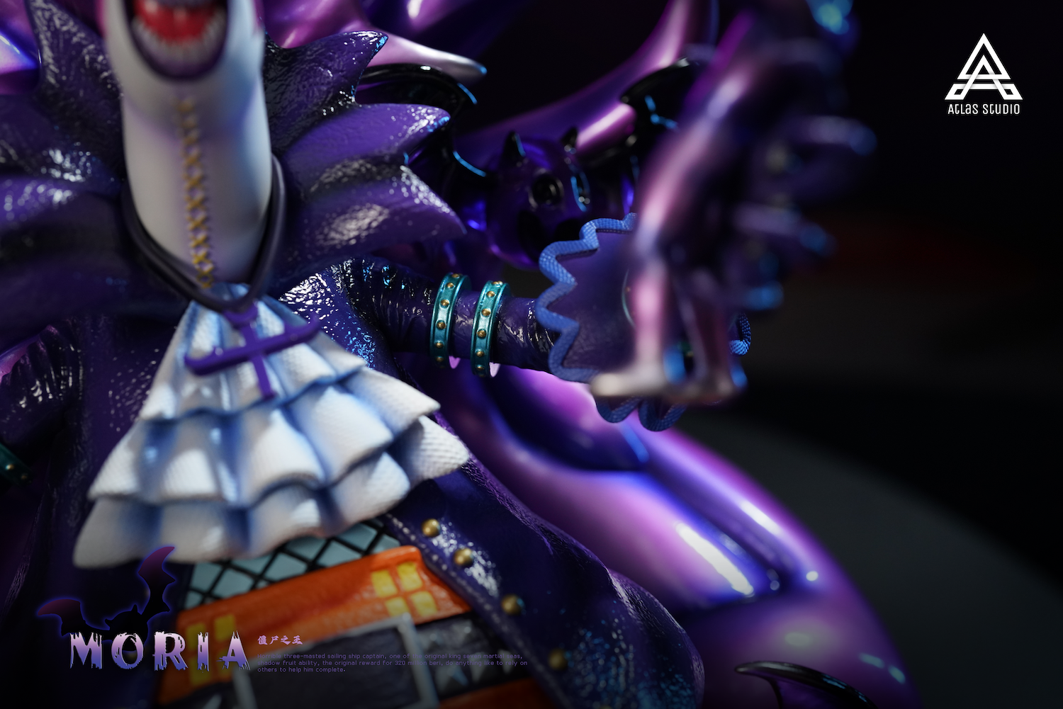 Atlas Studio - One Piece Shichibukai Sitting Gekko Moria