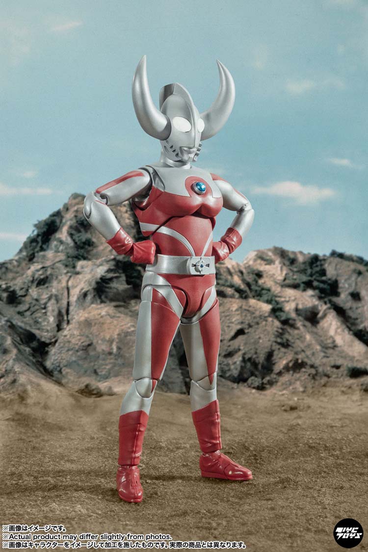 BANDAI - SHF Father of Ultra Ultra Space Guard Captain Kane Ken