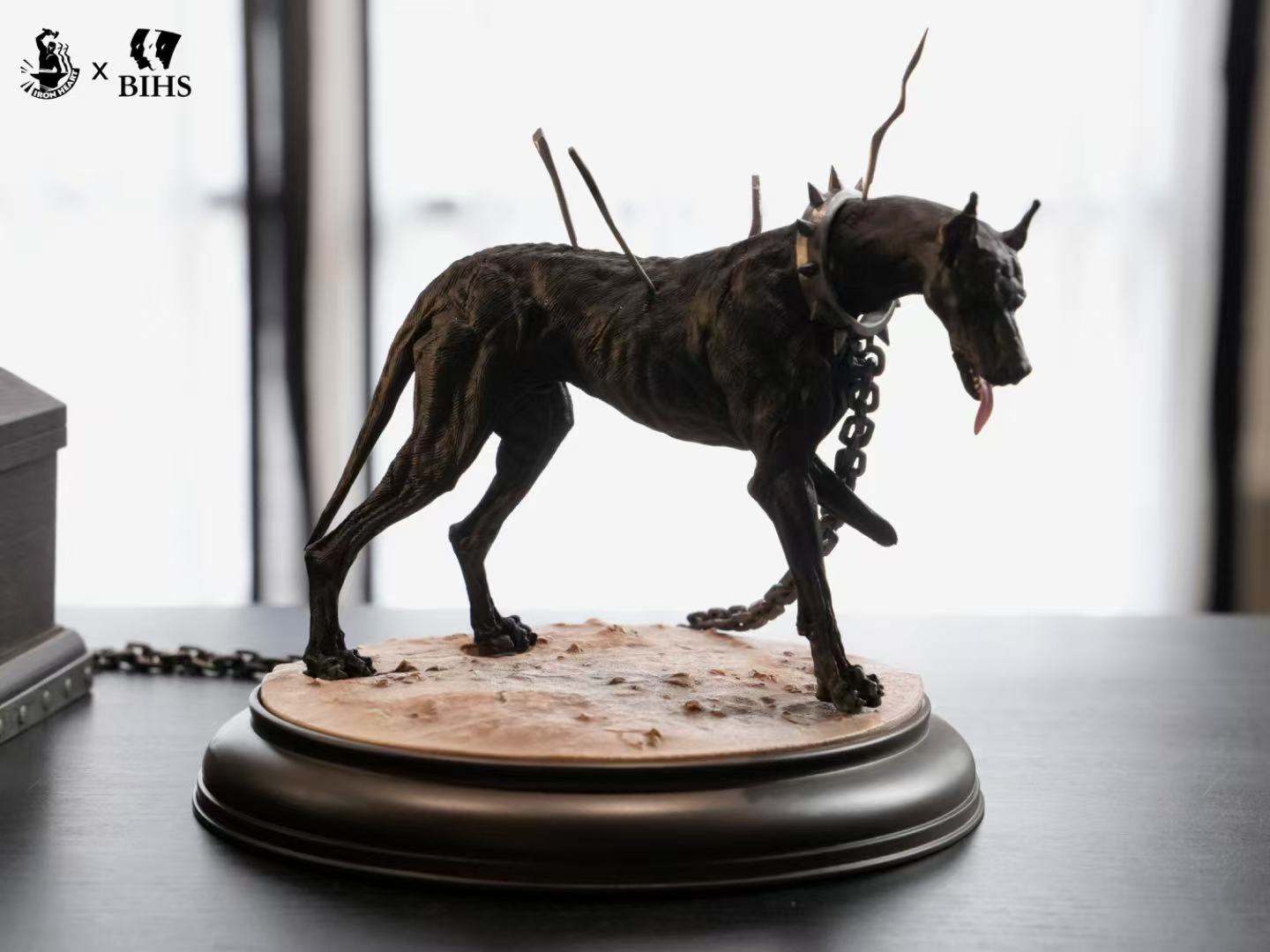 BIHS Studio - Berserk Black dog pulling coffin of Casca
