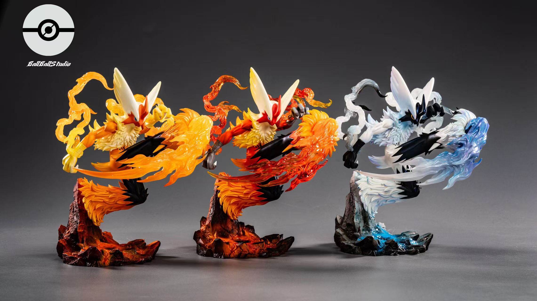 Ball Ball Studio - Blaziken Mega Pokémon