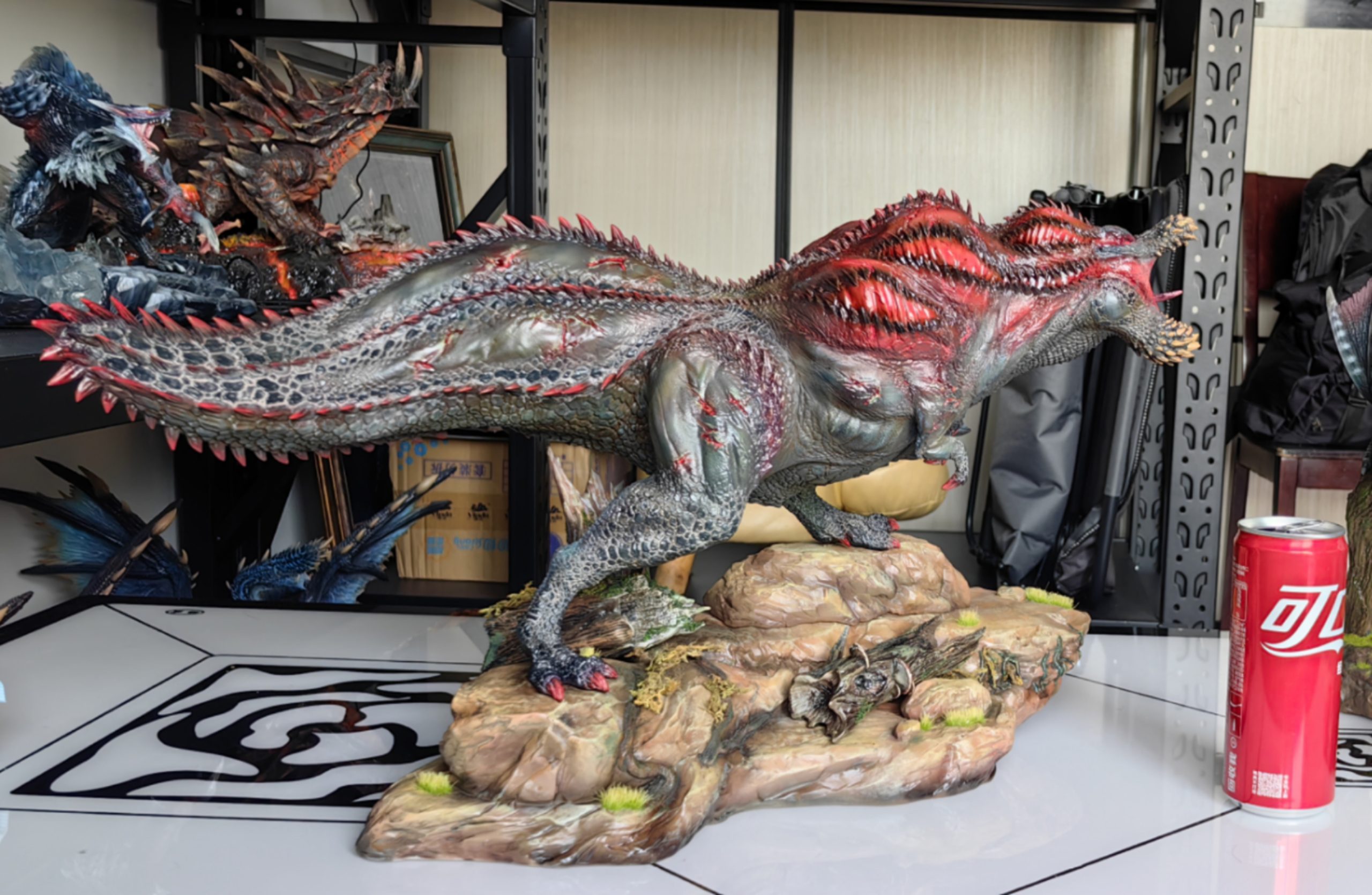 BlackFatalis Studio - Monster Hunter Savage Deviljho