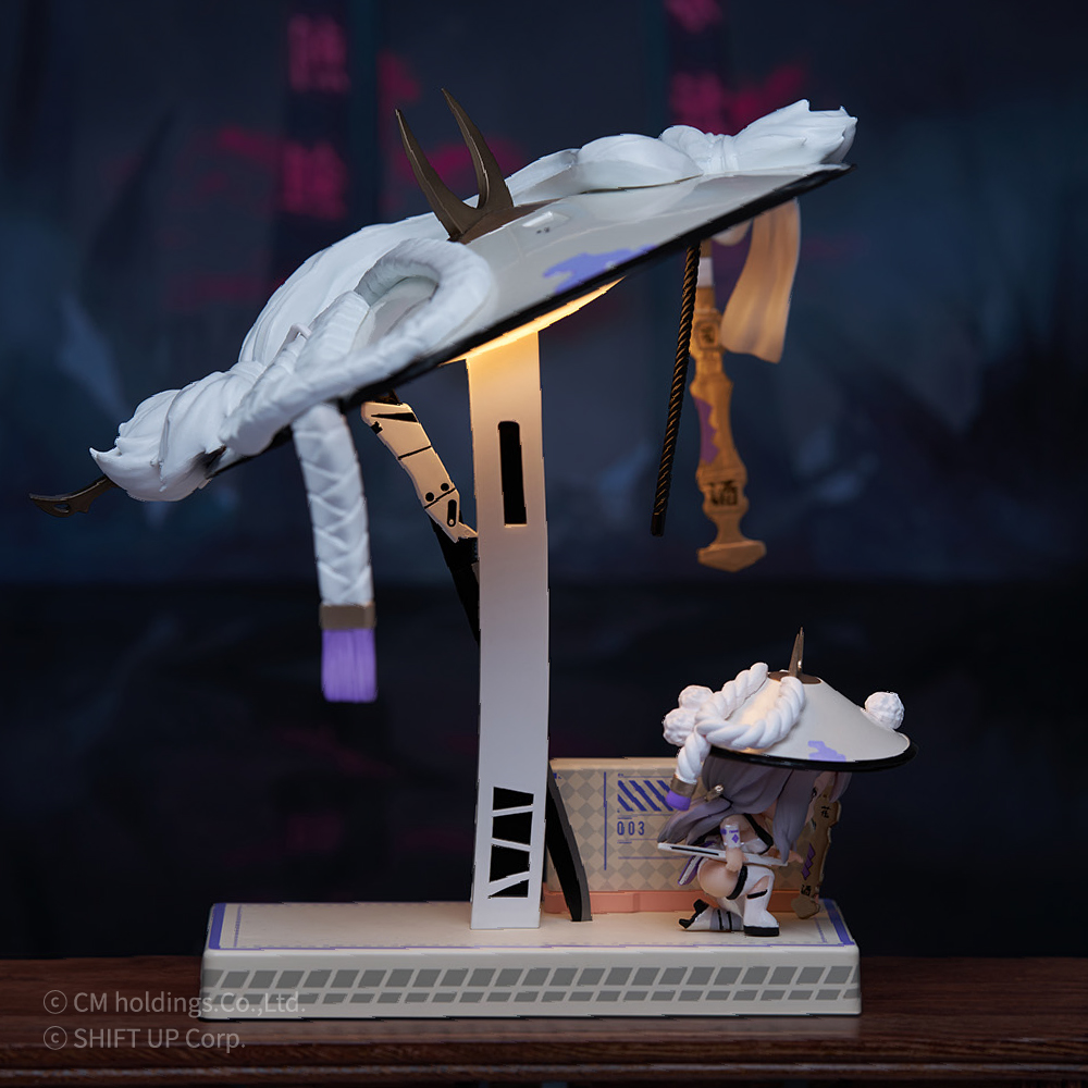 GNF TOYZ - Goddess of Victory: Nikke Scarlet lamp and figure (Licensed)