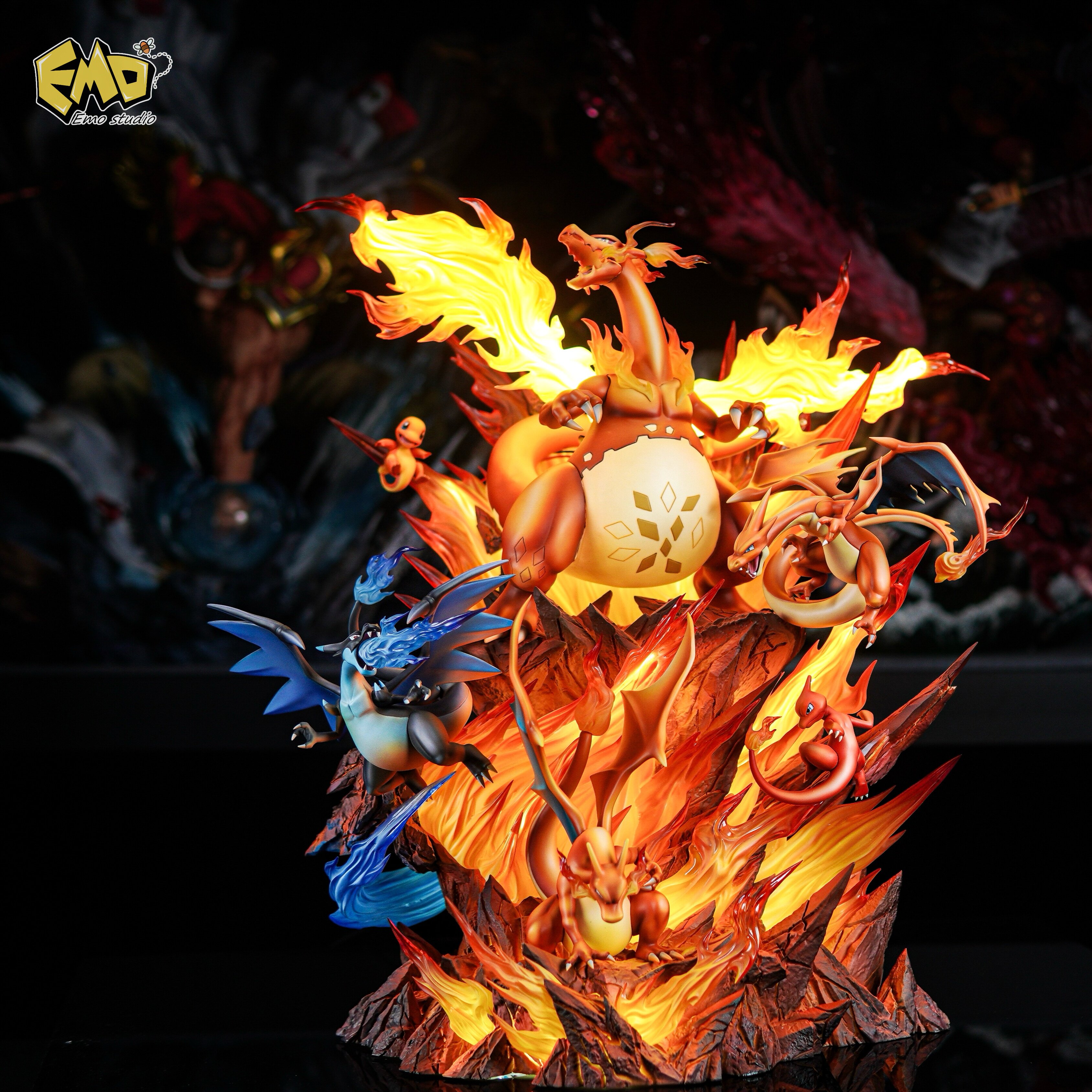 Emo Studio - Evolution Chain 003 Charizard Pokémon
