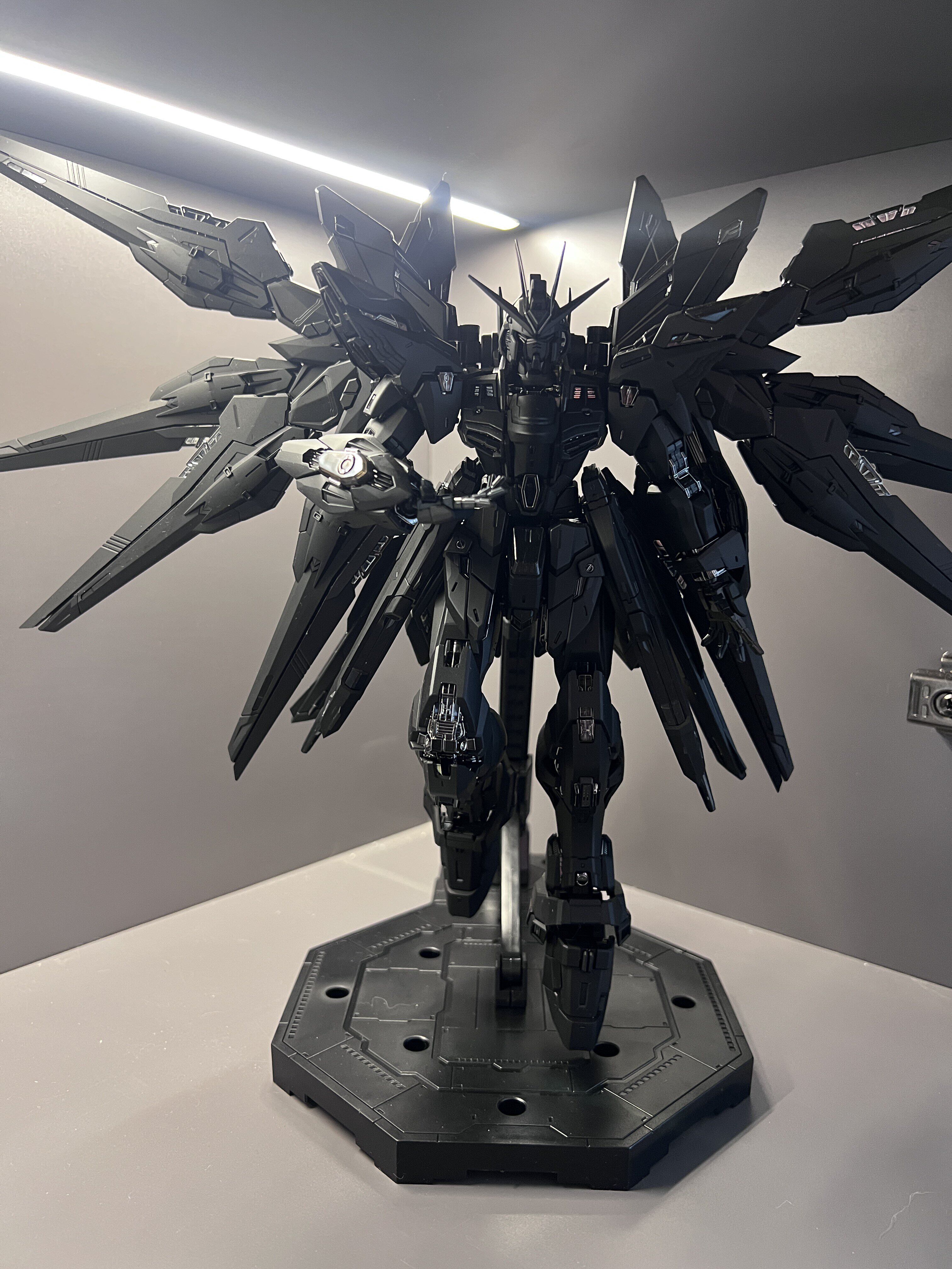 HH Mo Xing Gong Fang Studio - Mgex Strike Freedom Gundam Laser Transparent Full Spray Coating Gundam