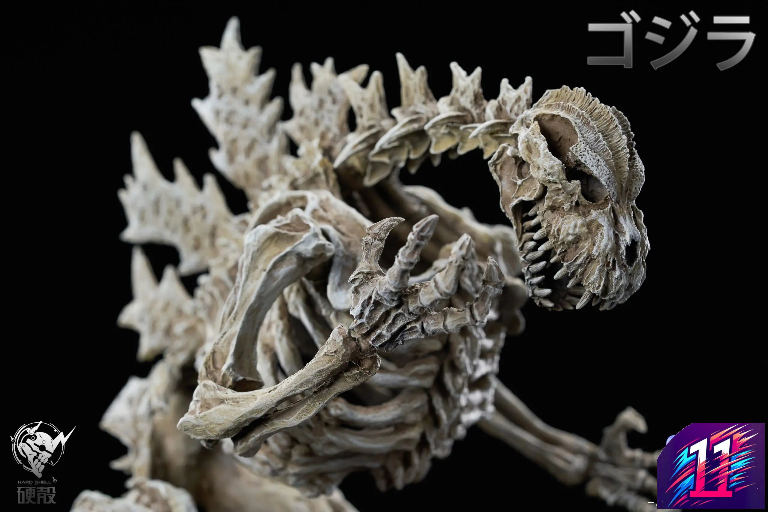 Hard Shell Studio – Original Godzilla's skeleton Godzilla