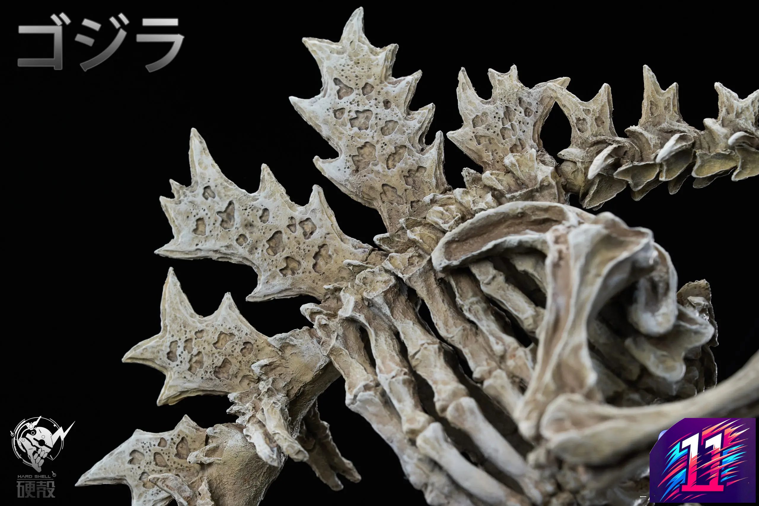 Hard Shell Studio - Original Godzilla%27s skeleton Godzilla