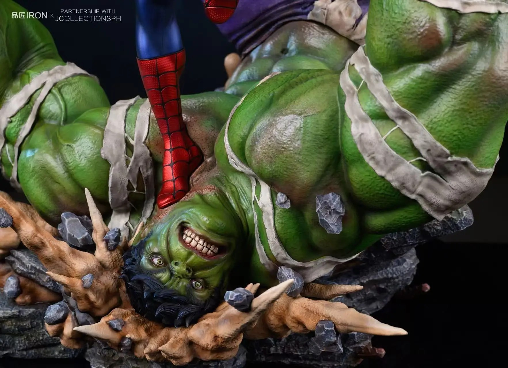 IRON Studio - Marvel MQ065 Spider Man vs Hulk