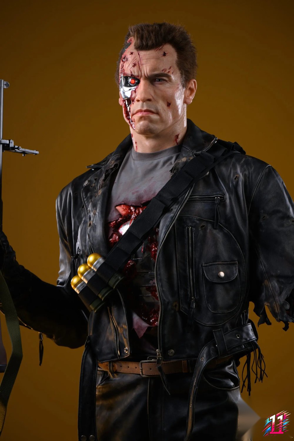 Inner Studio - Terminator T800 battle damage 1/1 life size statue The Terminator