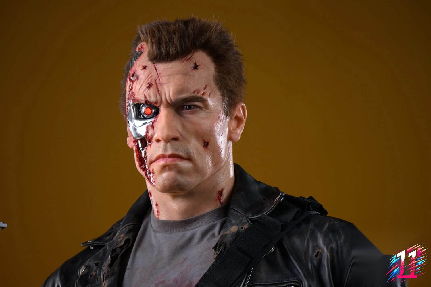 Inner Studio - Terminator T800 battle damage 1/1 life size statue The Terminator