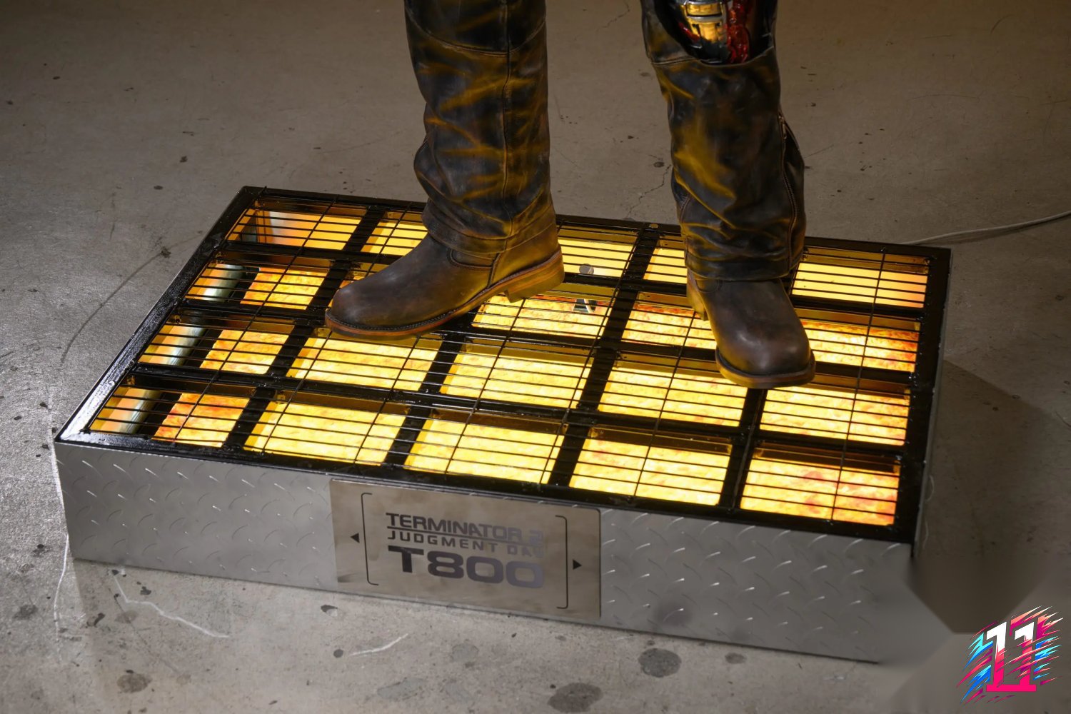 Inner Studio - Terminator T800 battle damage 1/1 life size statue The Terminator