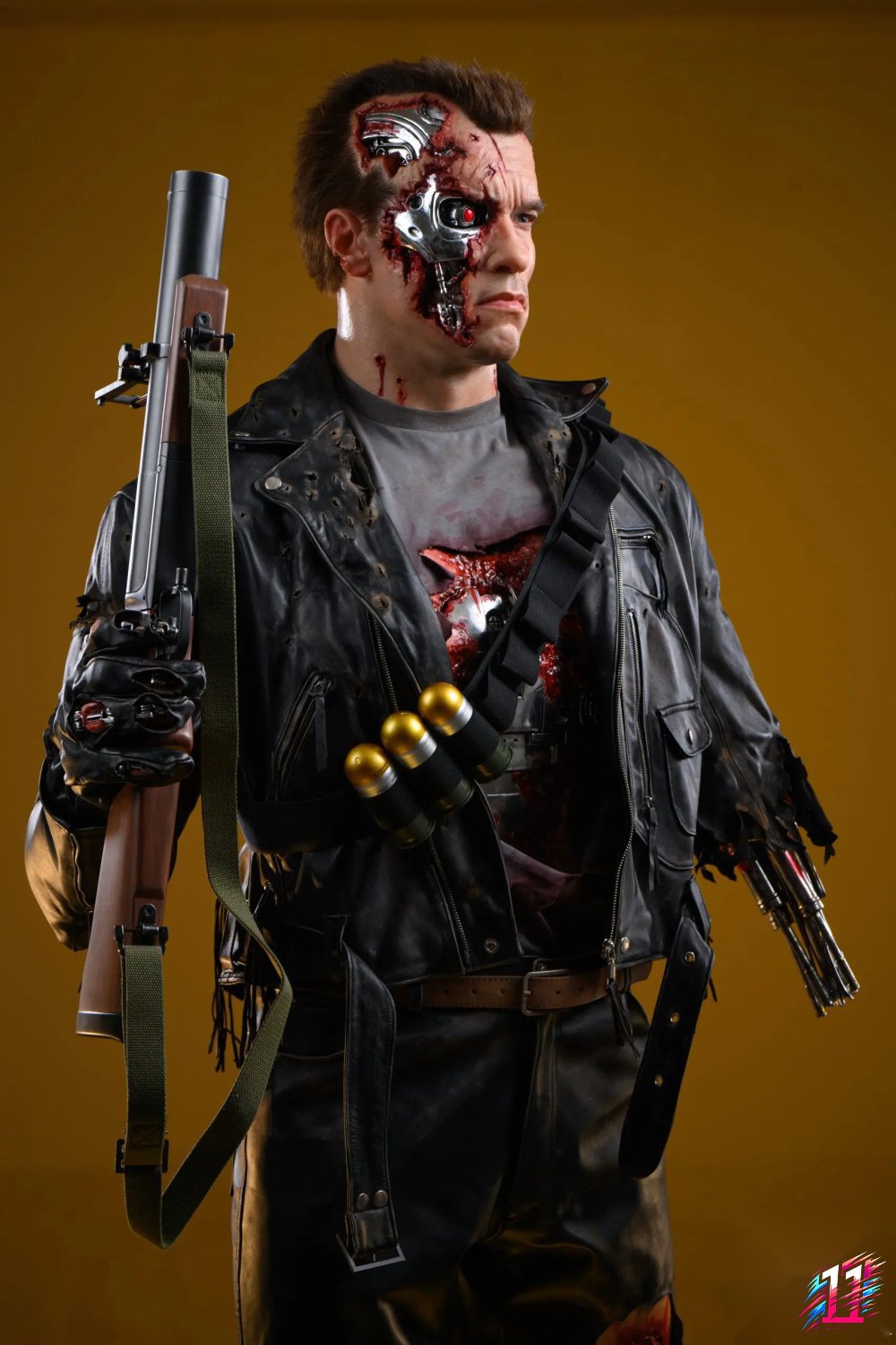 Inner Studio - Terminator T800 battle damage 1/1 life size statue The Terminator