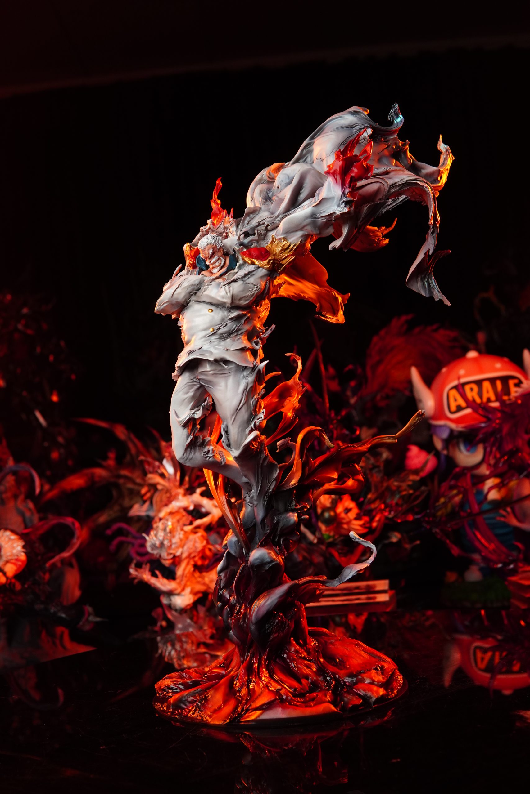 Iron Curtain Studio - One Piece Monkey D. Garp