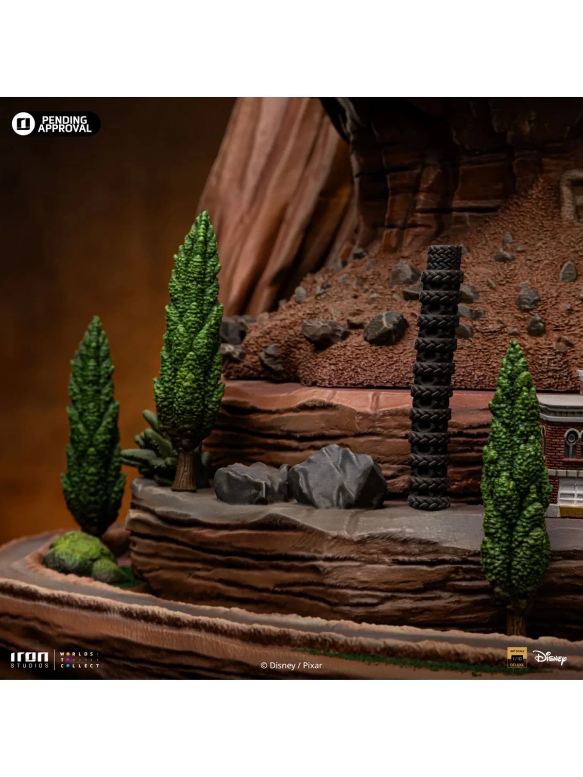 Iron Studio - Cars Lightning McQueen DSNEY114024 DSNEY113924-10 (Licensed)