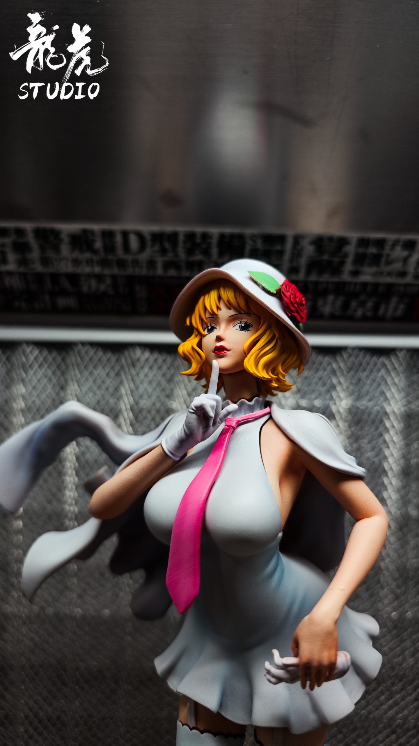 Long Hu Studio - One Piece CP0 07 Queen of the Pleasure District Stussy