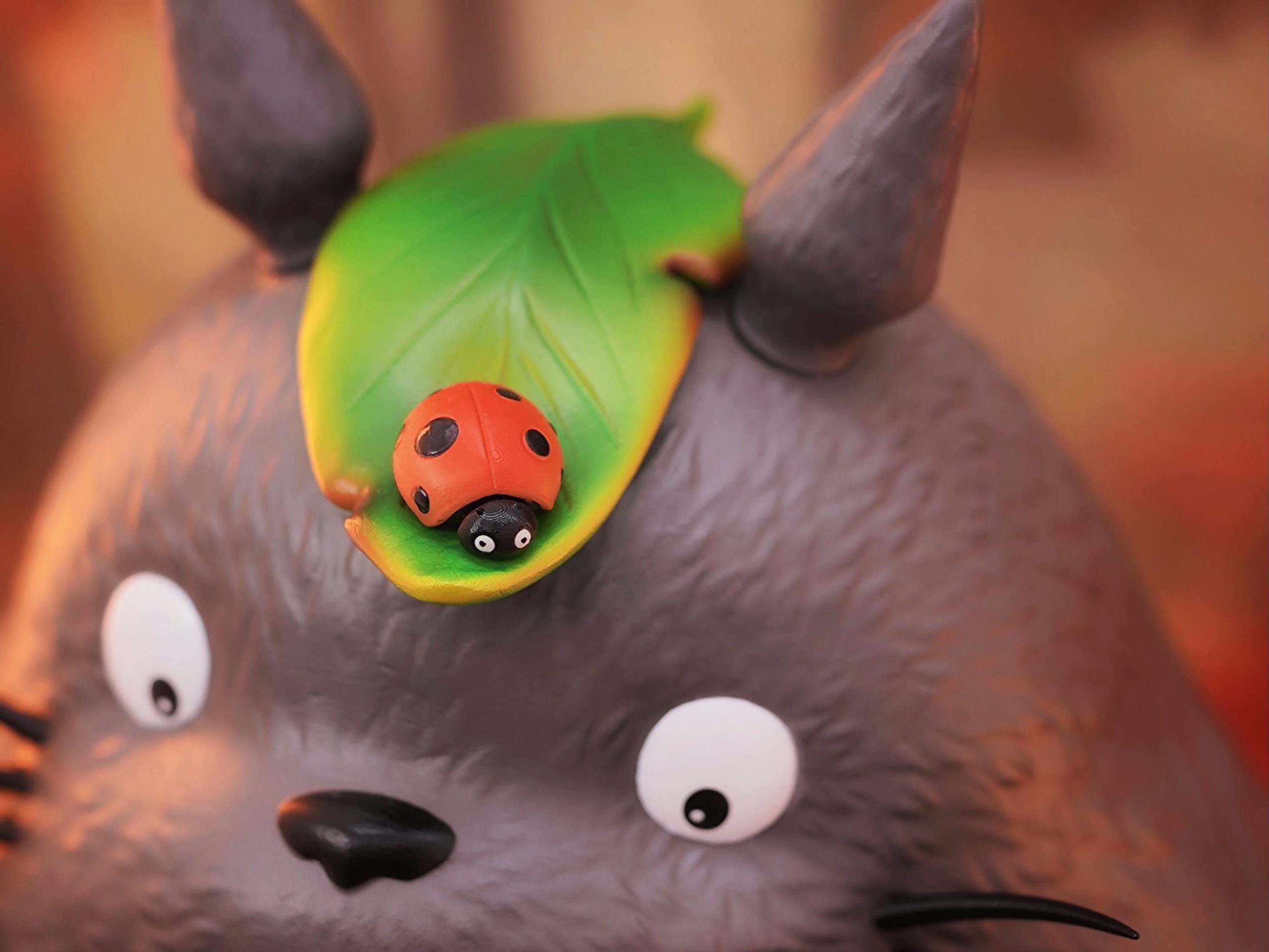 Long Miao Studio - My Neighbor Totoro Totoro Eating Acorn