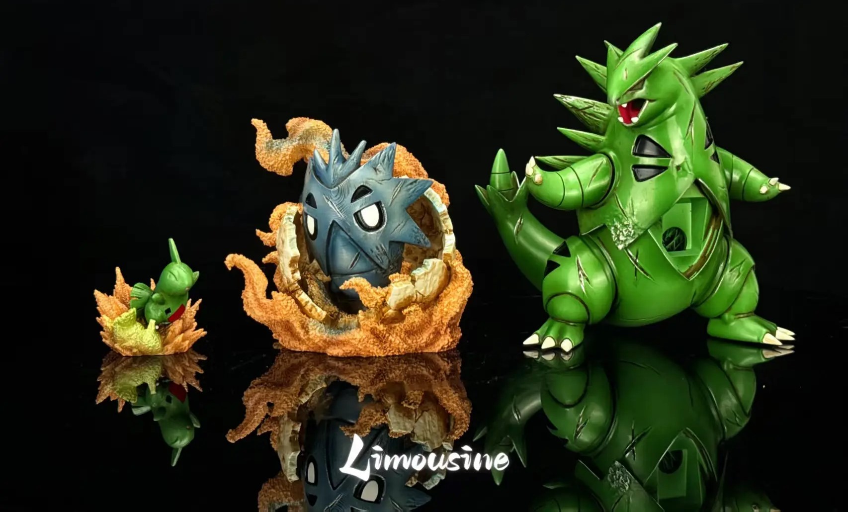 Limousine Studio - Tyranitar Evolution Set Pokémon