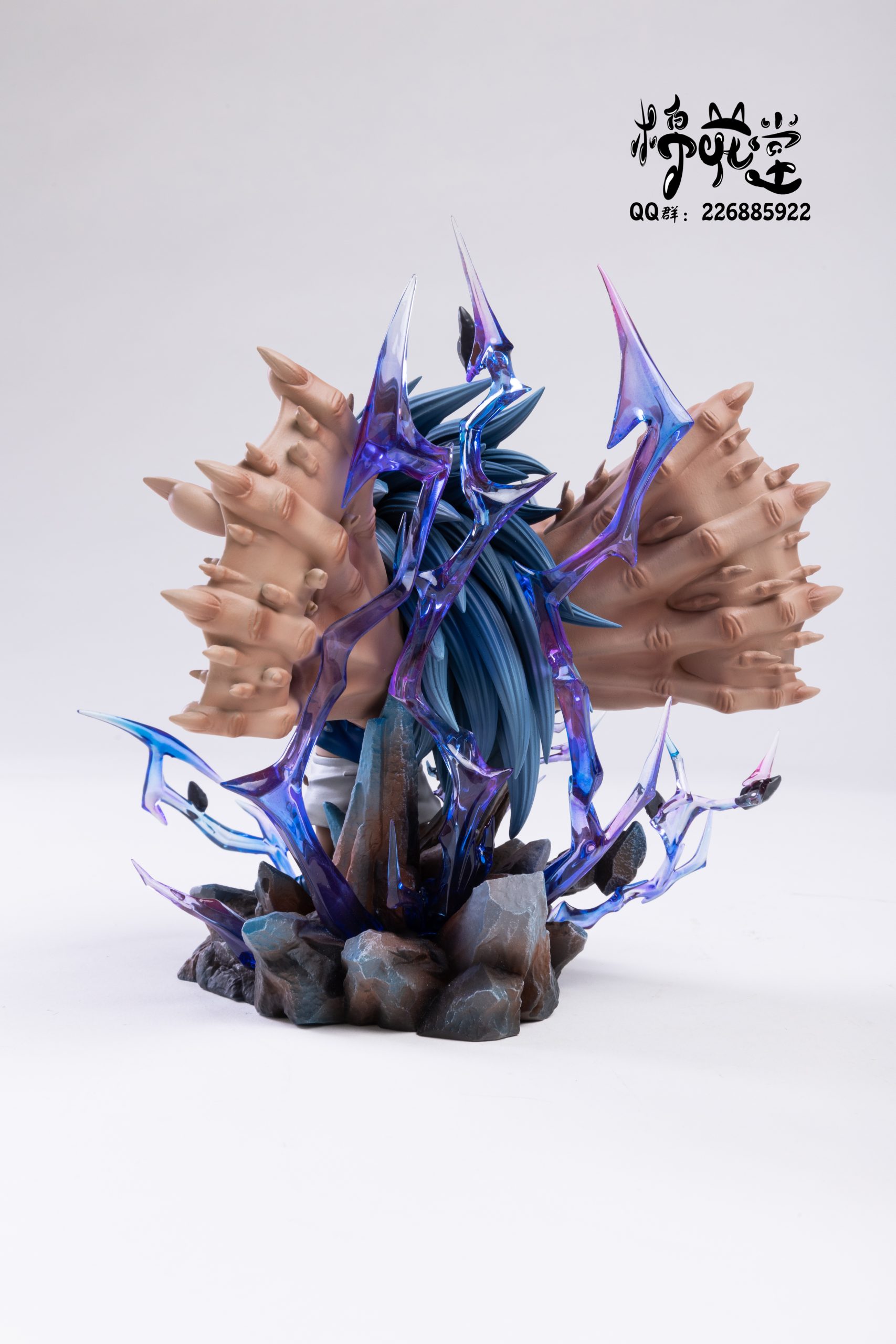 M.H.T Studio - Crayon Shin-chan Shinnosuke Nohara cos Uchiha Sasuke Valley of the End