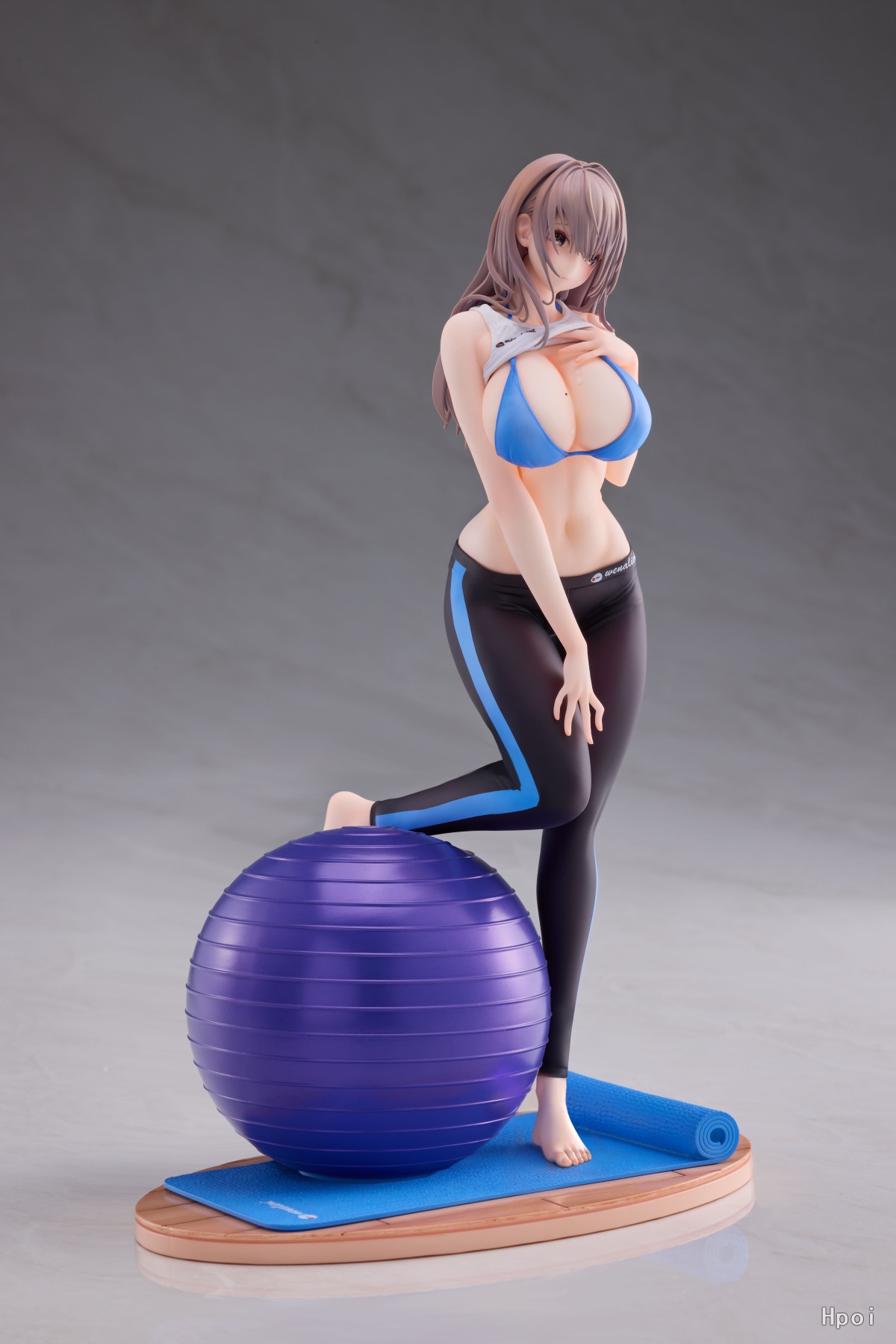 MOMOROSER Studio - Yoga Girl Aoi