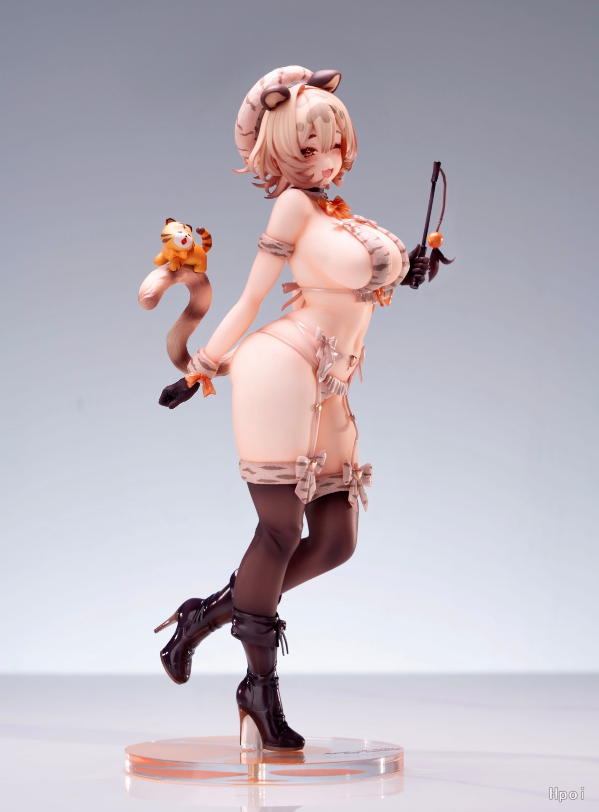 MOMOROSER - Migu-chan (Licensed)