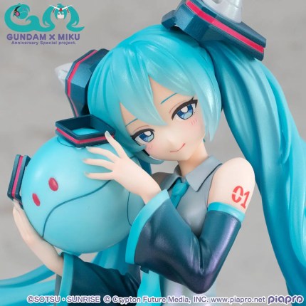 MegaHouse - Kidou Senshi Gundam 00 Haro Gundam x Miku Anniversary Special Project Lucrea 1/7 Figure (Licensed) MegaHouse - Kidou Senshi Gundam 00 Haro Gundam x Miku Anniversary Special Project Lucrea 1/7 Figure (Licensed)