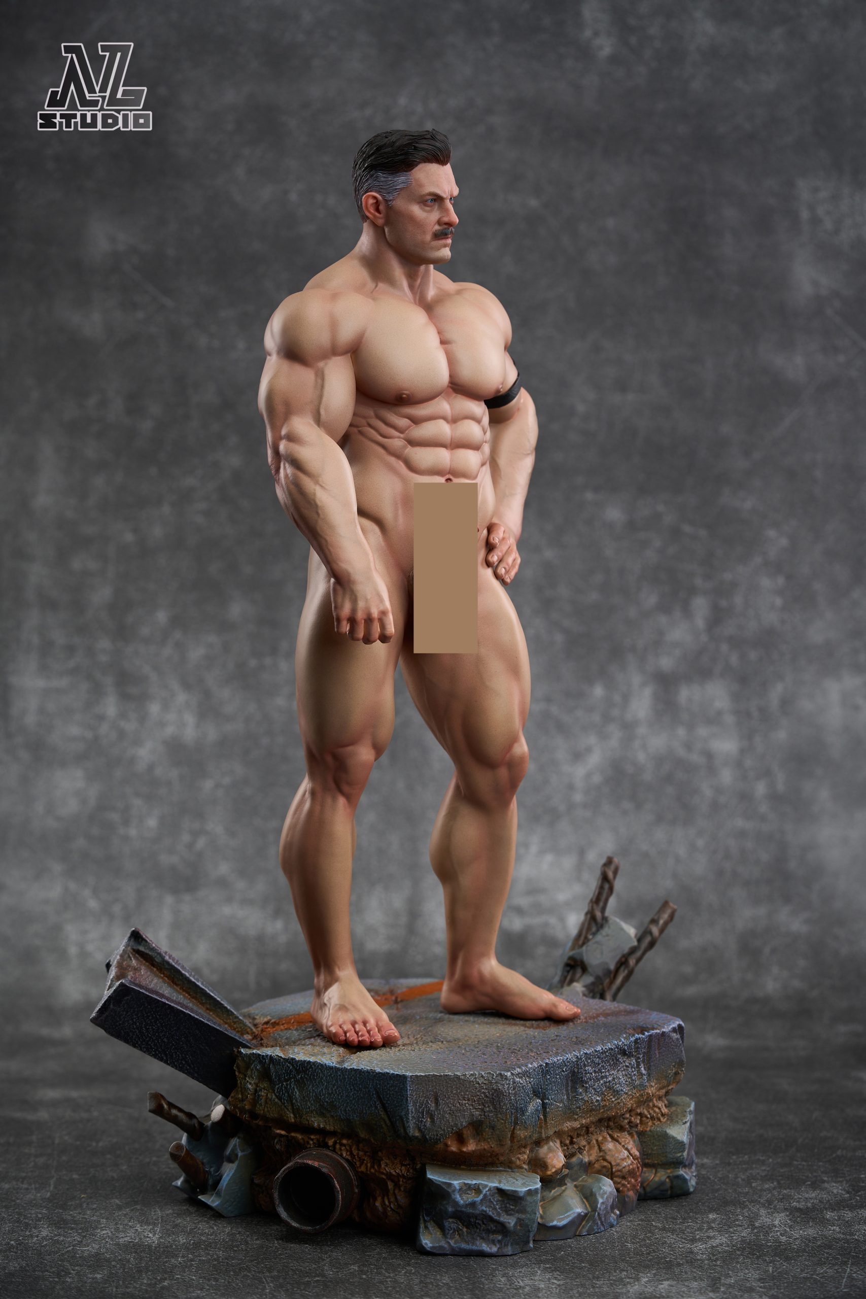 NL Studio - Invincible Omni-Man