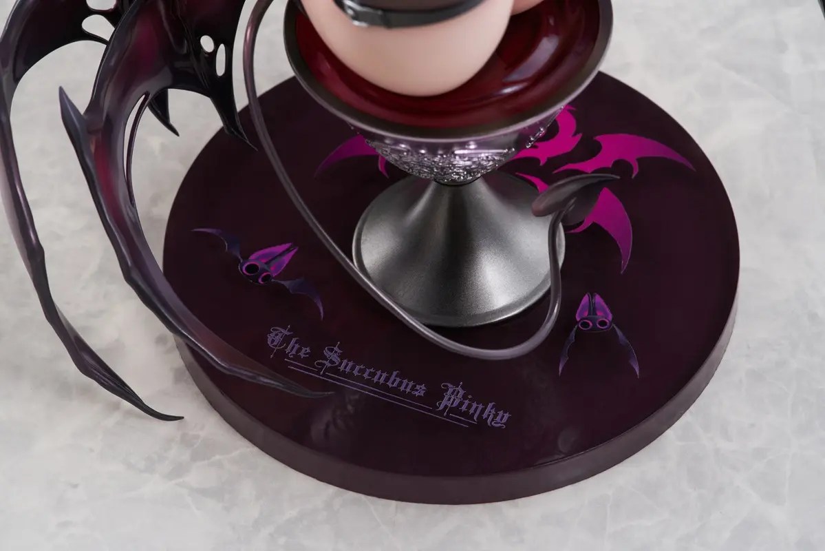 Novel Star - Wineglass Succubus Pinkie 1/7 Figure (Licensed)