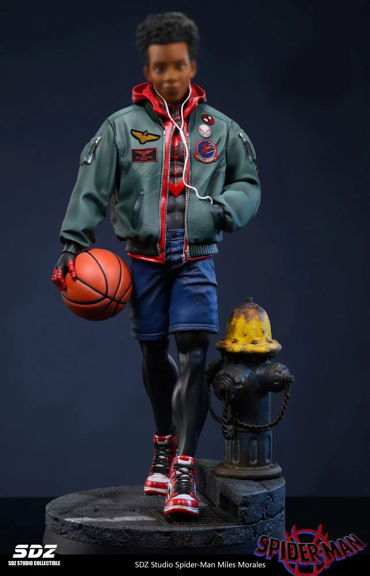 SDZ Studio - Marvel Holiday Series Miles Spider-Man