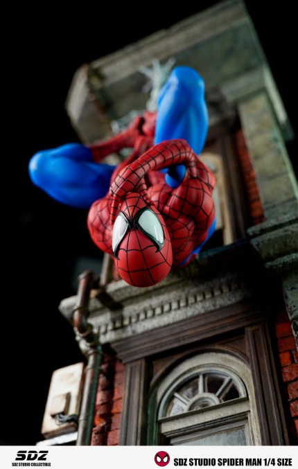 SDZ Studio - Marvel Upside down Spider Man SDZ Studio - Marvel Upside down Spider Man