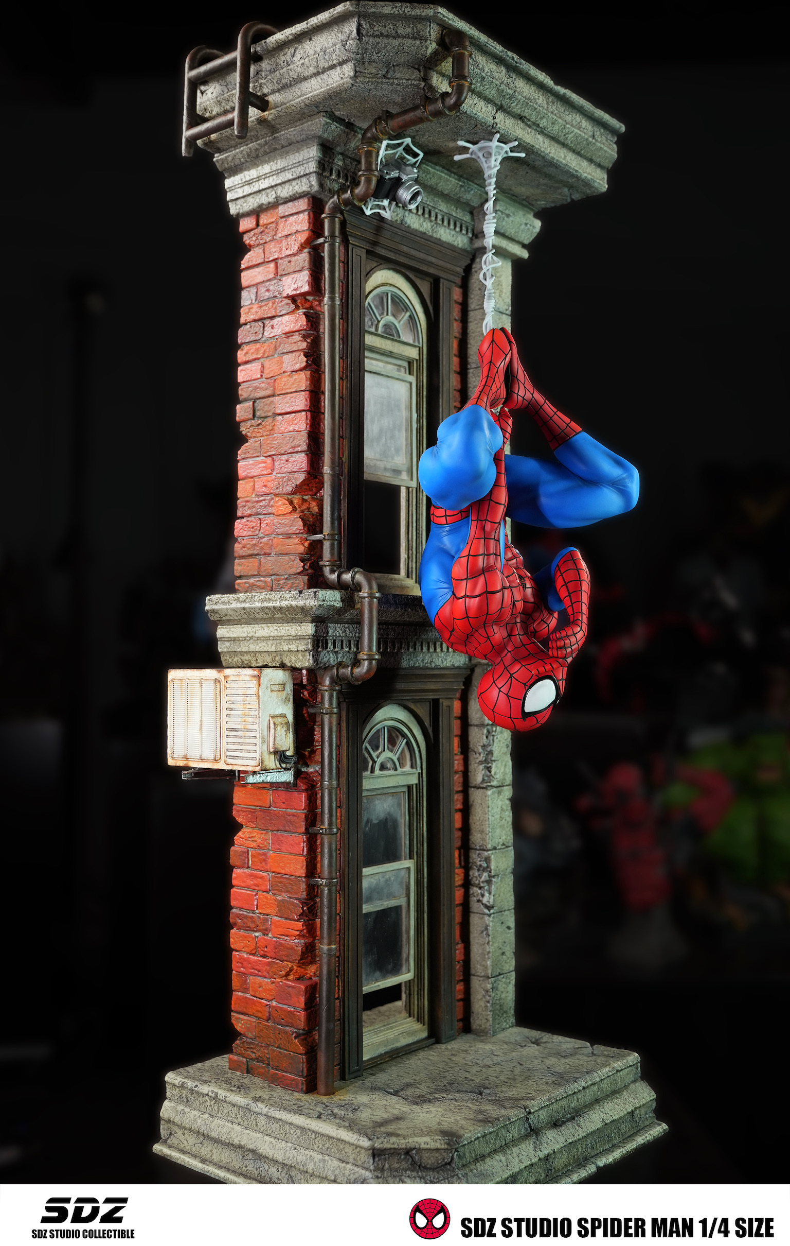 SDZ Studio - Marvel Upside down Spider Man