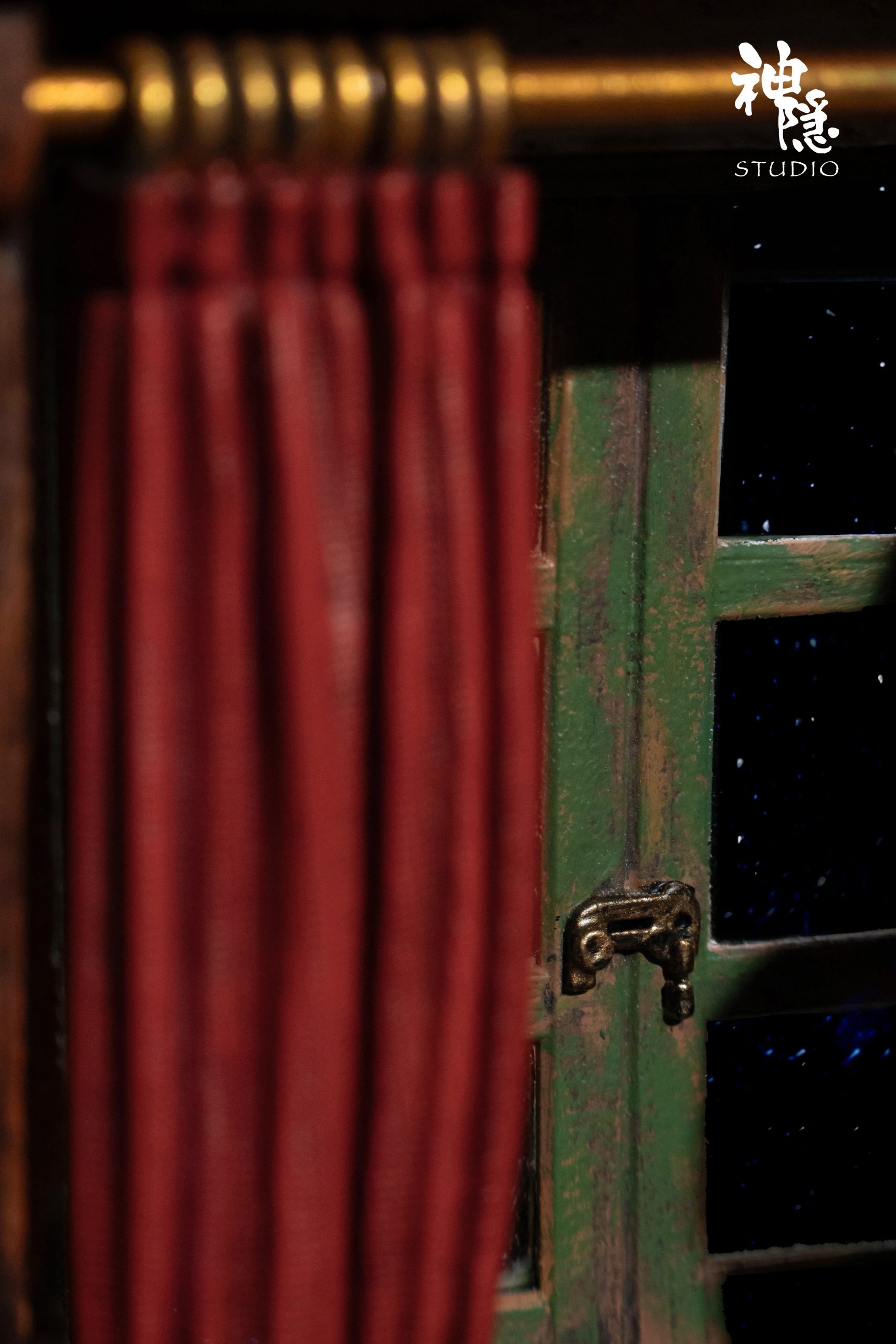 Shen Yin Studio - Spirited Away Silhouette Moment Series Spirited Away No-Face Man & Chihiro Ogino