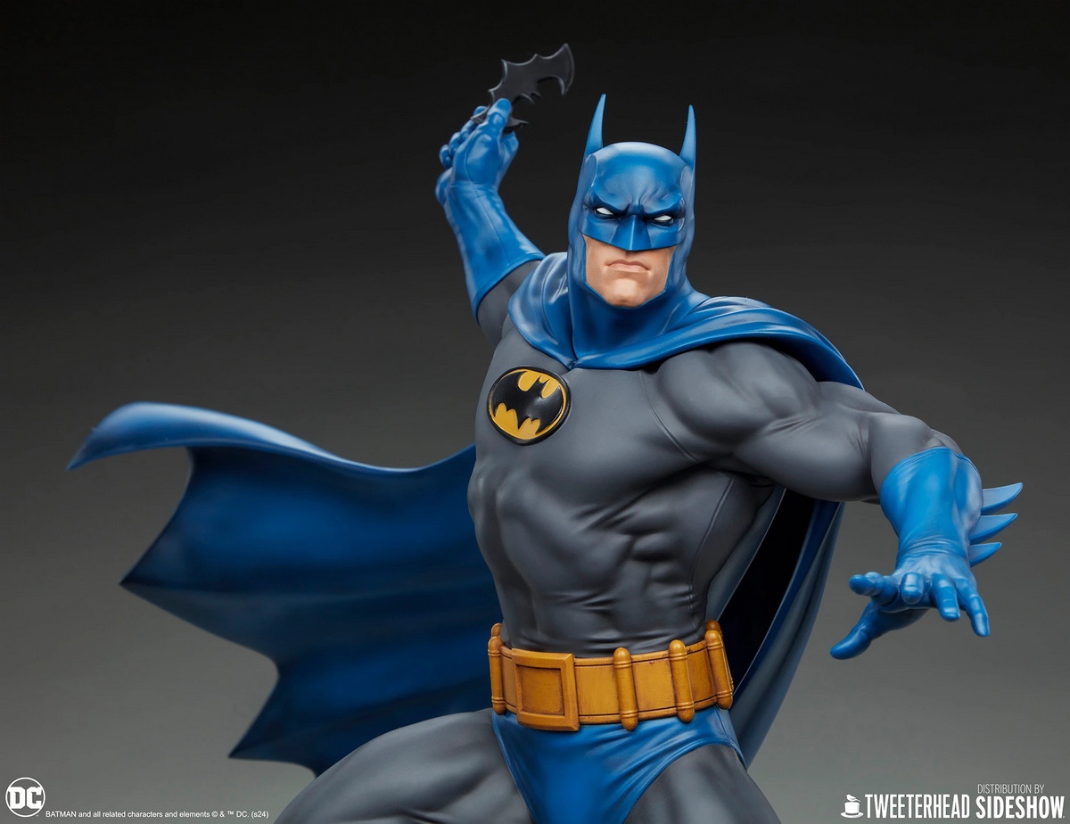 Sideshow Collectibles & Tweeterhead - DC Batman (Licensed)