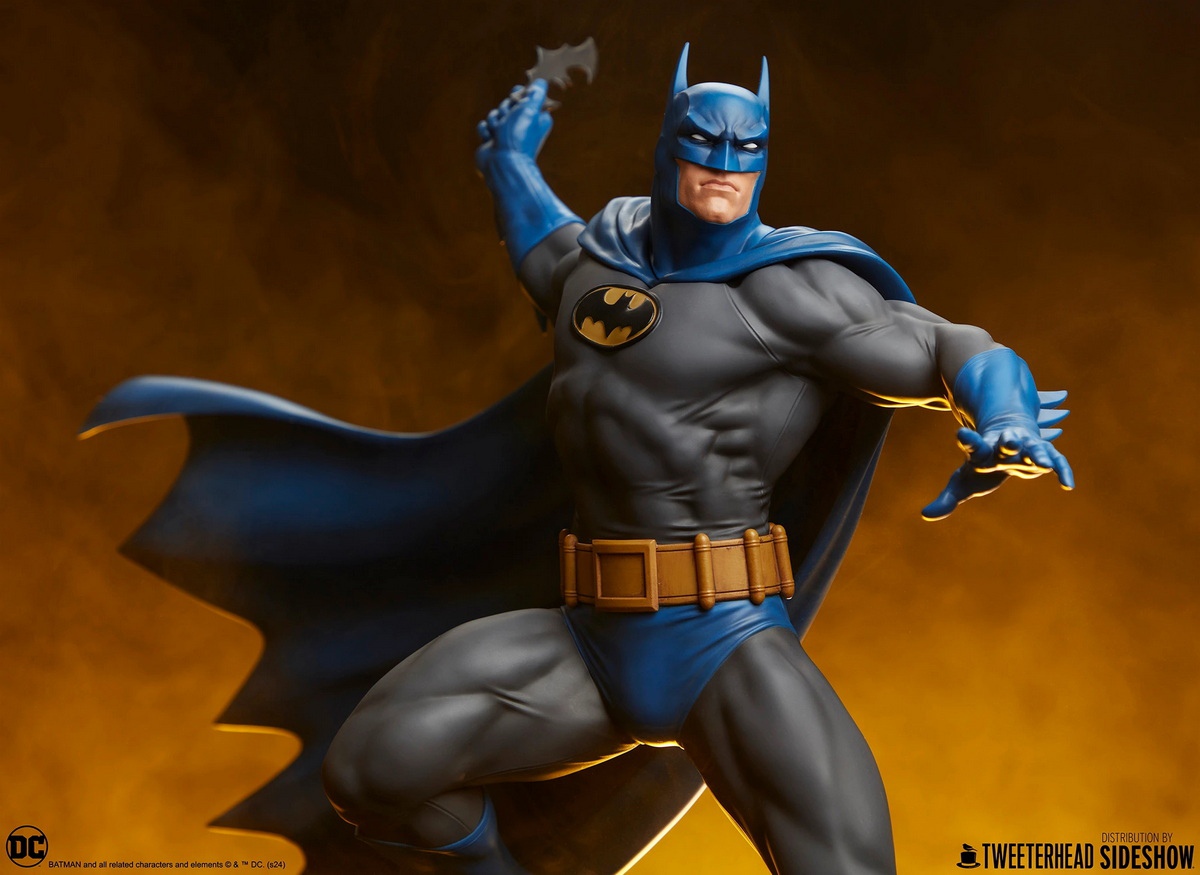 Sideshow Collectibles & Tweeterhead - DC Batman (Licensed)
