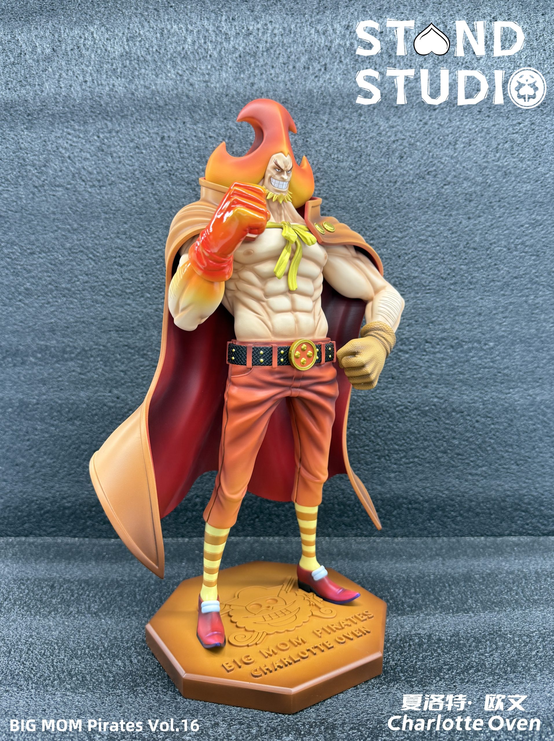 Stand Studio - One Piece Big Mom Pirate Charlotte Oven