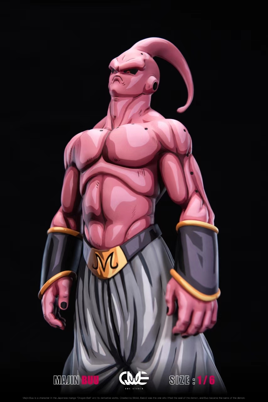 QWE Studio - Dragon Ball Majin Buu looks down on people
