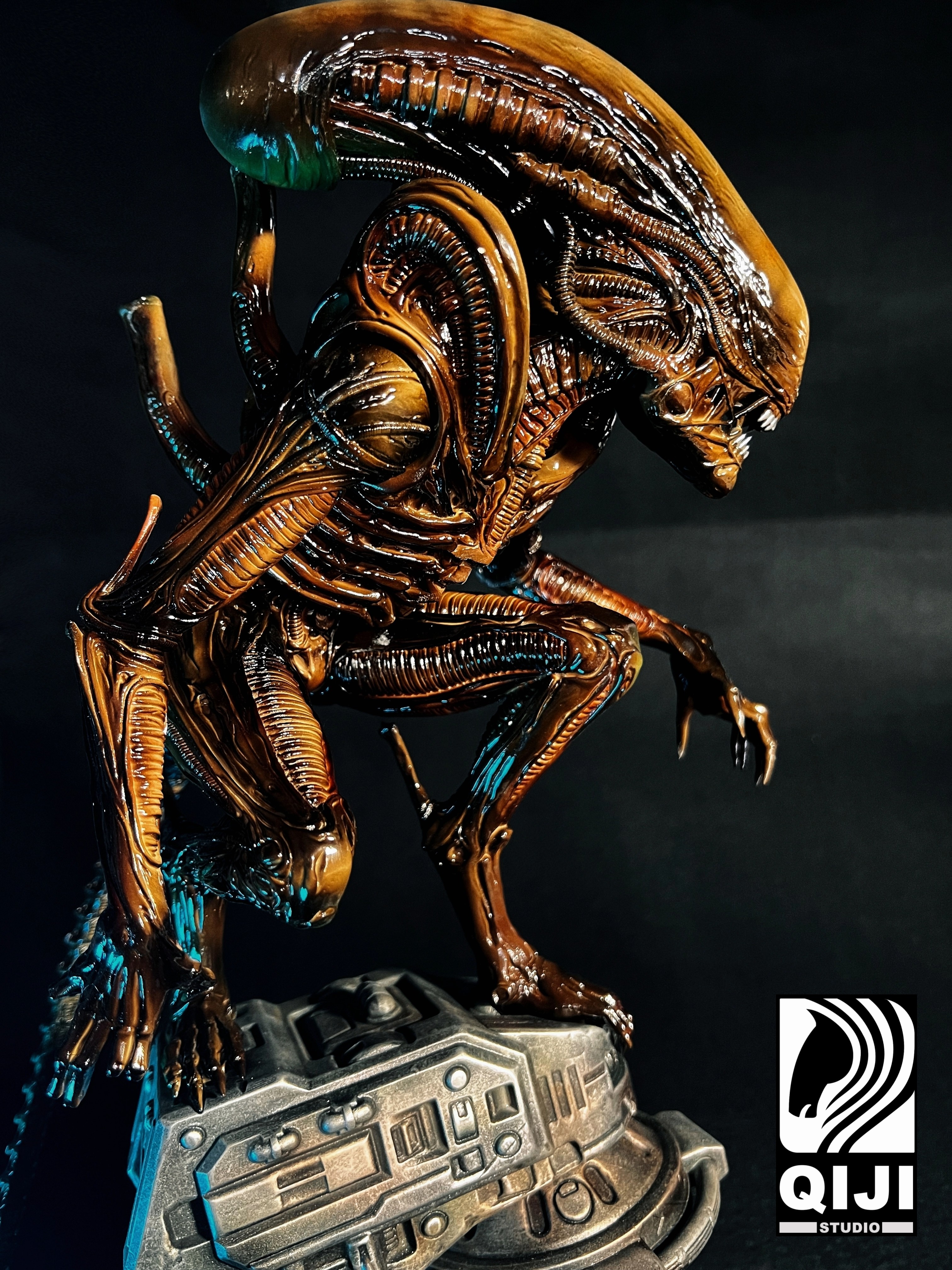 QiJi Studio - Alien 1/6 Scale Alien