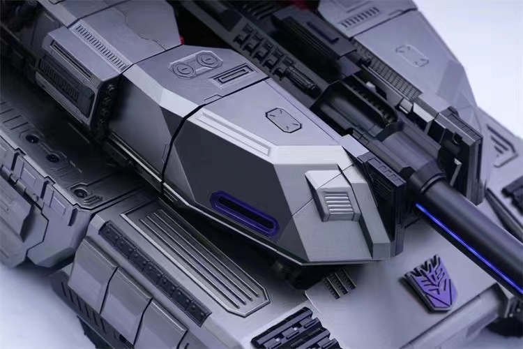 Robosen Studio - Transformers WZTG1 BC Megatron
