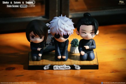 Real Creation Studio - Jujutsu Kaisen Chibi Scene Series #5 Trio Gojo & Geto & Shoko Real Creation Studio - Jujutsu Kaisen Chibi Scene Series #5 Trio Gojo & Geto & Shoko