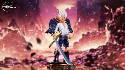 Wolf Studio - One Piece Seraphim Dracule Mihawk Wolf Studio - One Piece Seraphim Dracule Mihawk