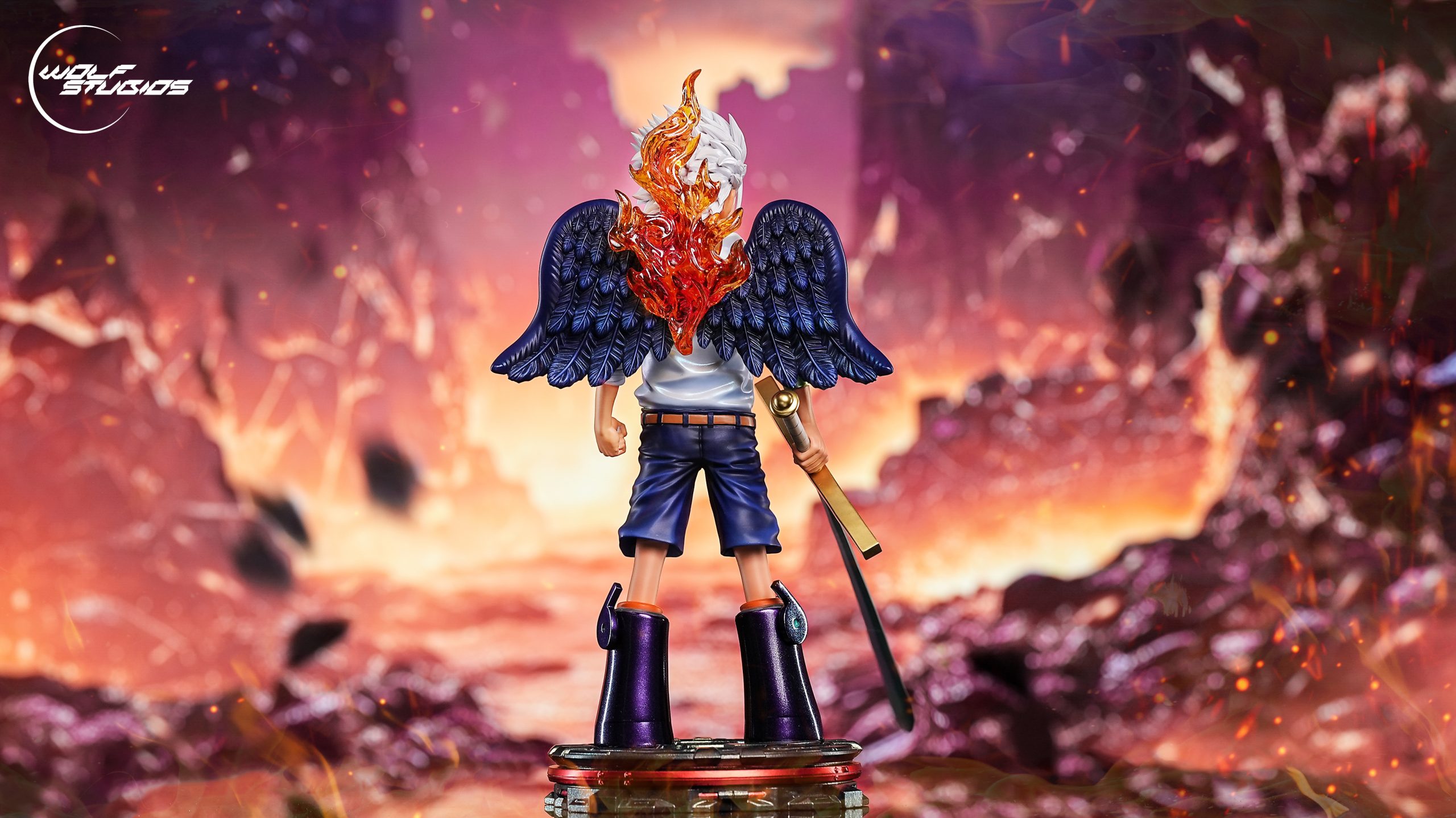 Wolf Studio - One Piece Seraphim Dracule Mihawk