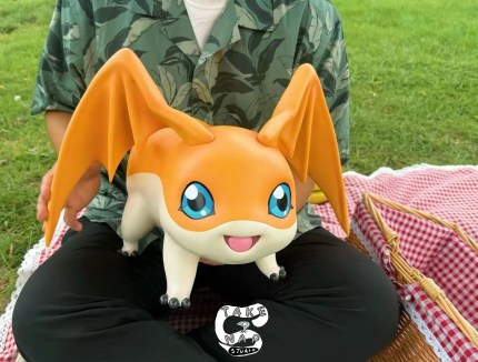 Take A Nap Studio - Digimon Life-Size Patamon Take A Nap Studio - Digimon Life-Size Patamon